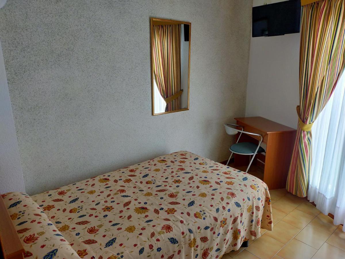Hostal Casa Pepe Tauste Eksteriør billede